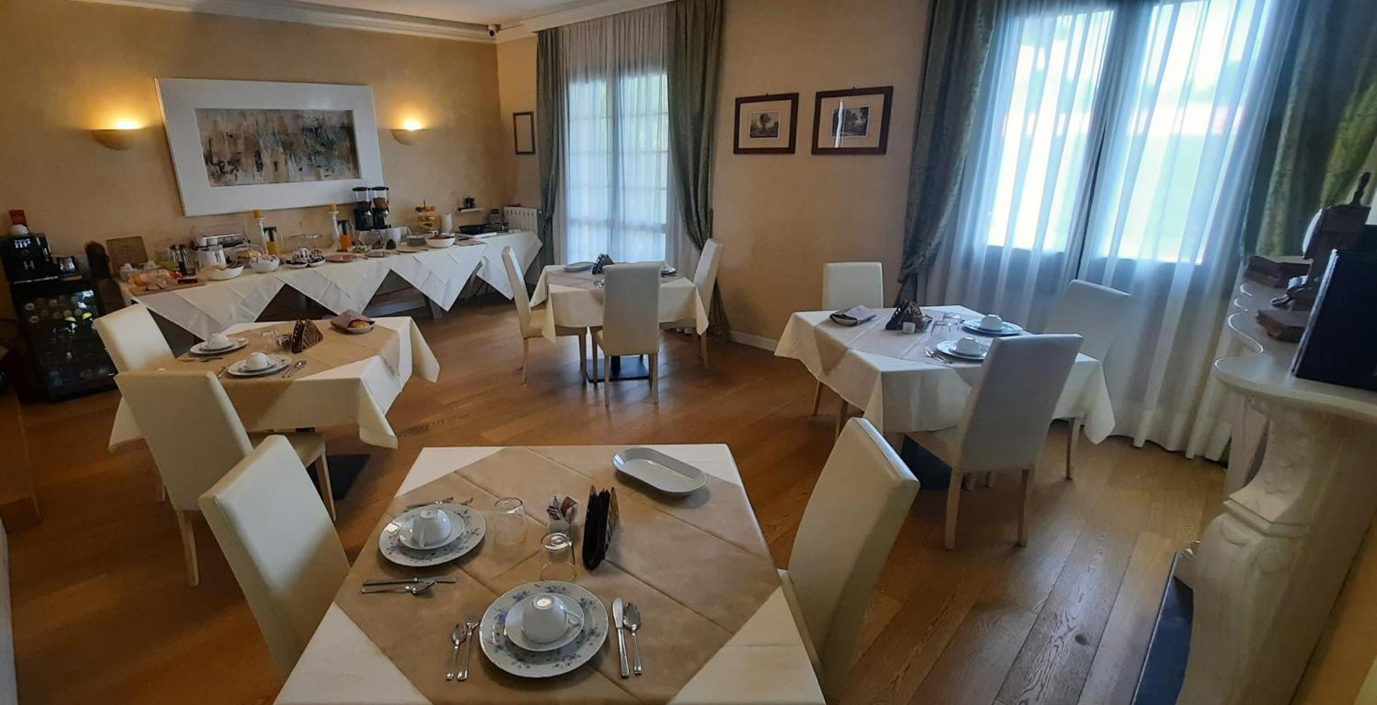 B&B Villa Fiorini Moniga del Garda Exterior photo
