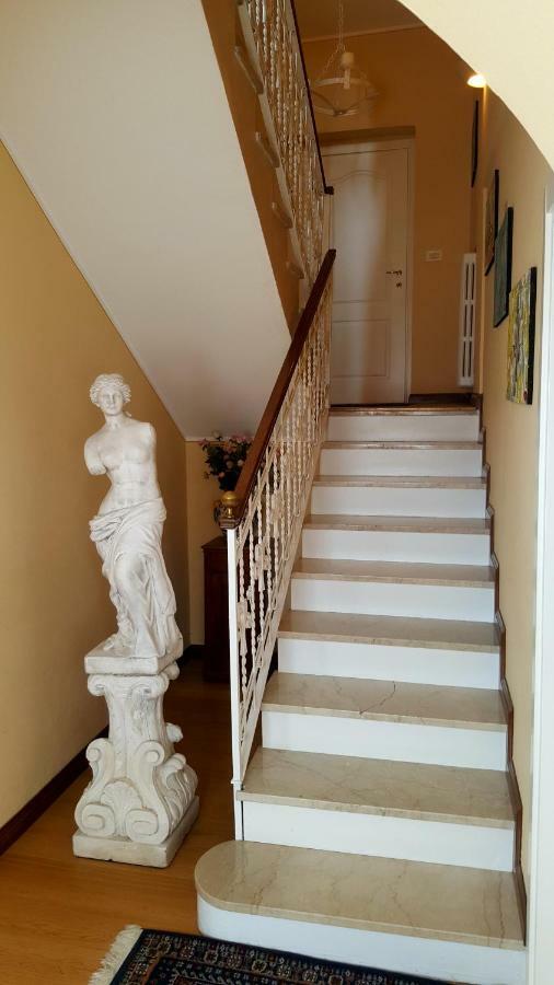 B&B Villa Fiorini Moniga del Garda Exterior photo